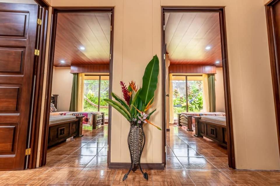 Aunty Arenal Lodge La Fortuna 外观 照片