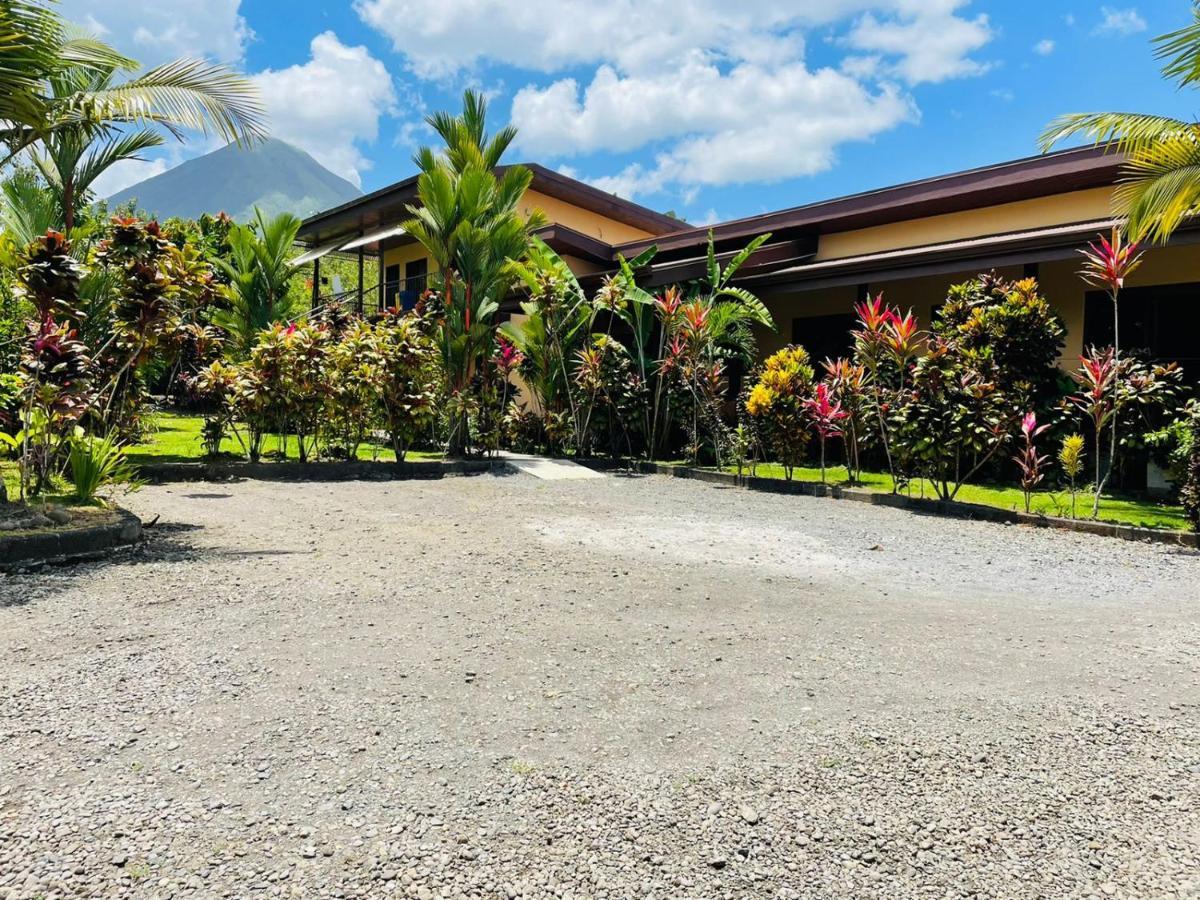 Aunty Arenal Lodge La Fortuna 外观 照片