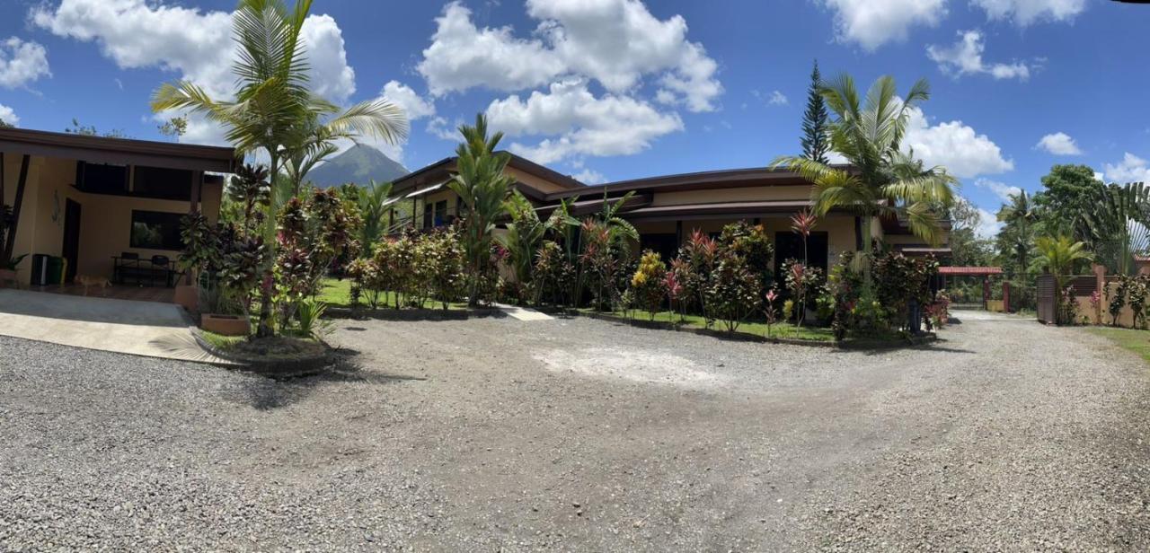 Aunty Arenal Lodge La Fortuna 外观 照片