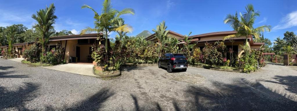 Aunty Arenal Lodge La Fortuna 外观 照片
