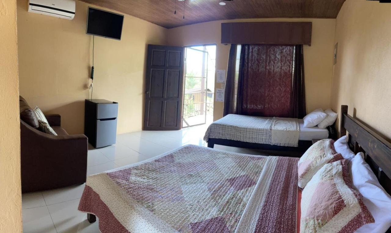 Aunty Arenal Lodge La Fortuna 外观 照片