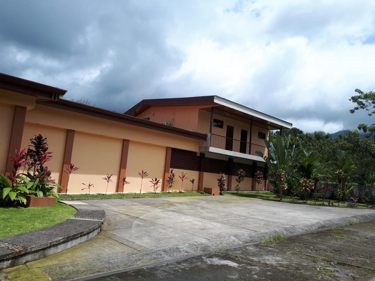 Aunty Arenal Lodge La Fortuna 外观 照片