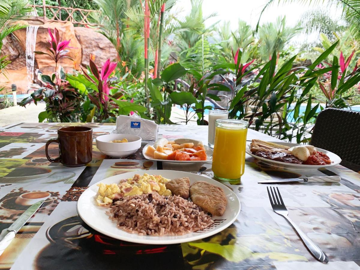 Aunty Arenal Lodge La Fortuna 外观 照片